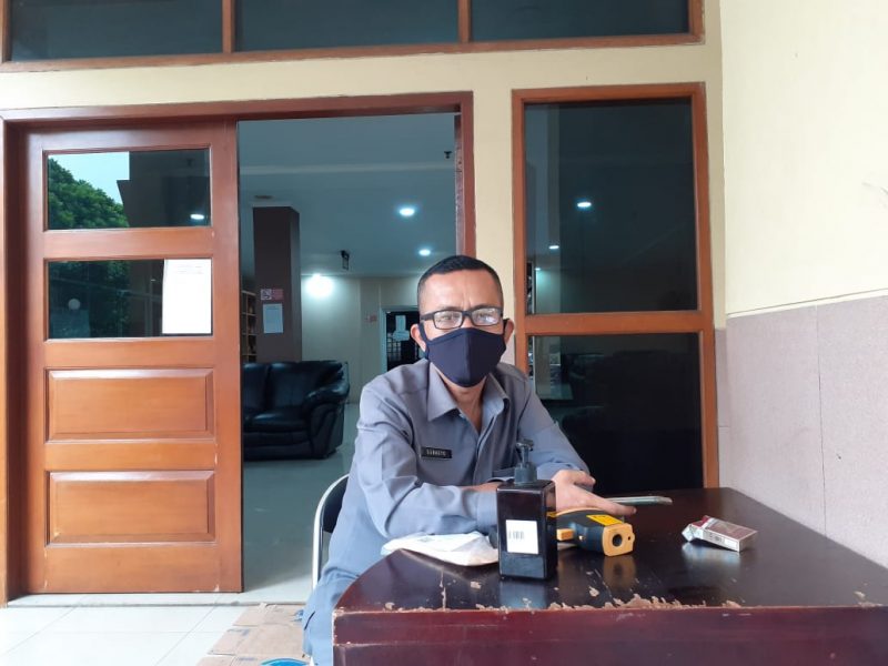 Bagiyo security Gedung Dewan Perwakilan Rakyat Daerah (DPRD) Kota Tangerang Propinsi Banten, security harus di berikan penghargaan