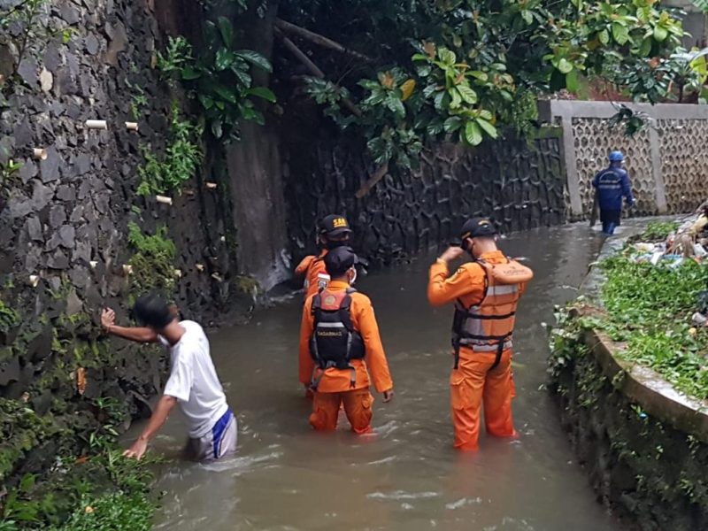 The joint sar team conducted a search for Boca that sank in the Rebo Market.