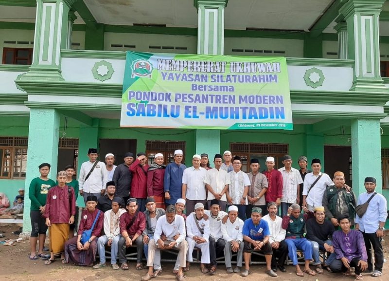 Ketua Yayasan Sabilu El Muthadin Mengajak Bupati Pandeglang, Majukan Pesantren Bersama.