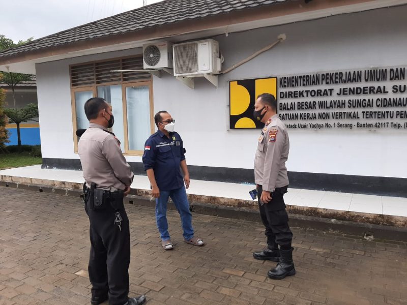 Provide a sense of security and security. Ditpamobvit Polda Banten conducts patrols in National