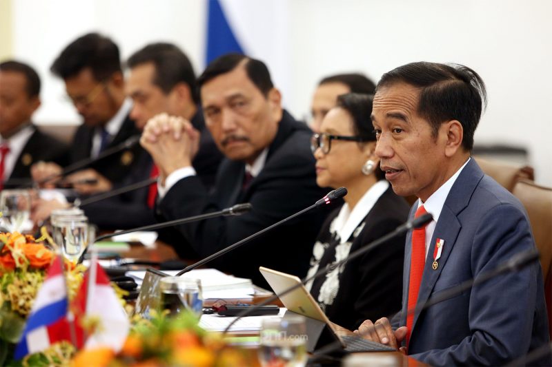 Executive Director of Indonesia Political Review (IPR) Ujang Komarudin said there was very