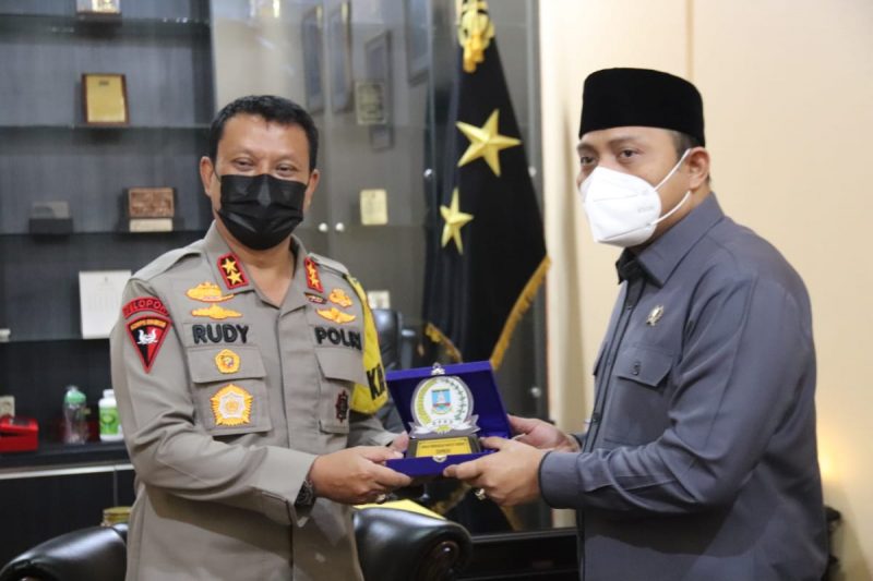 ncrease Synergy, Chairman of the Regency DPRD. Serang Visits Banten Regional Police to Establish Synergy, Banten Police Chief