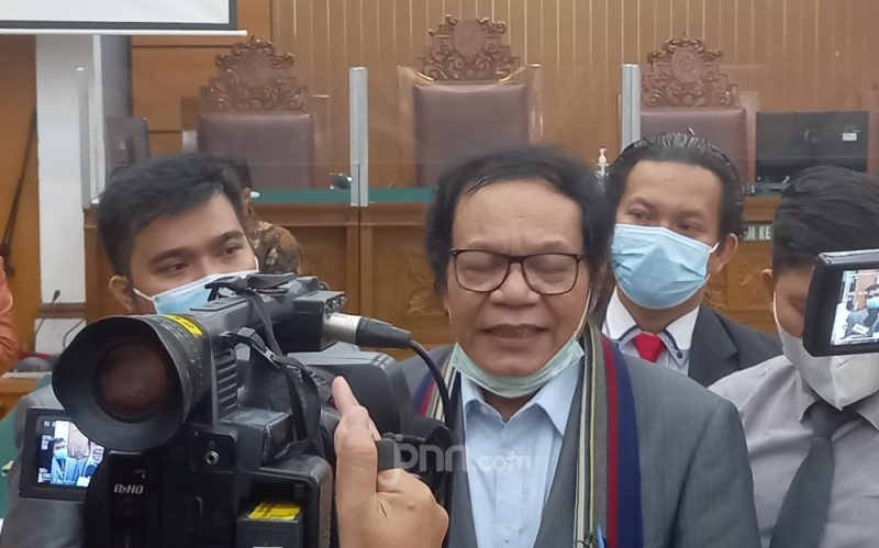 Panasehat Hukum Habib Rizieq berupaya, Pengadilan Negeri Jakarta Selatan di perjelas siapa Pelapornya
