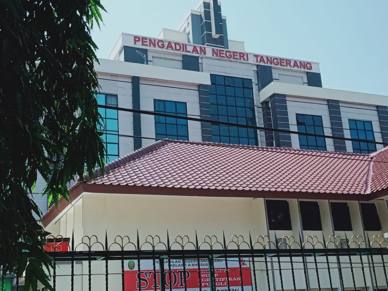 Sedih, Galau, dan was-was, masyarakat menuntut haknya