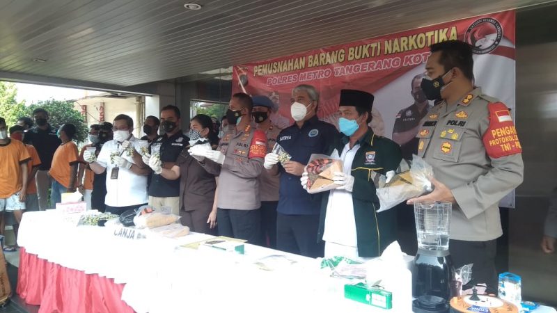 64 kg Narkoba di bakar sampai hangus di polres mestro Tangerang Kota