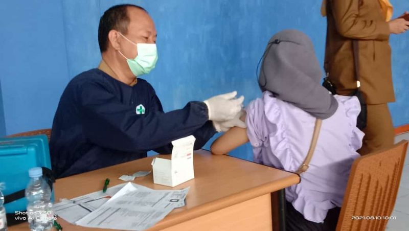 PERKUAT IMMUNITI, DESA SUKAMANTI KEMBALI MENGGELAR VAKSINASI MASAL LANJUTAN.