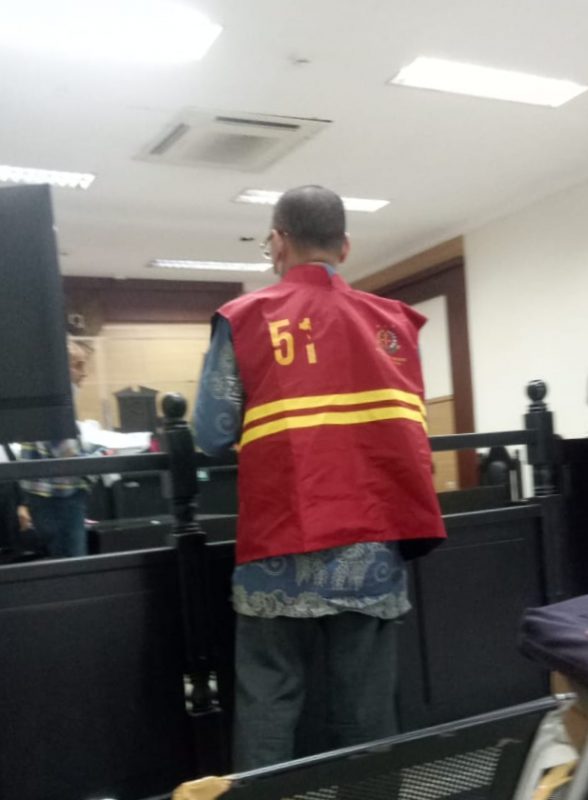 Terdakwa memindahkan idetitas diri dari Kabupaten Pemalang ke Kota Tangerang perumahan sektor IV no 37