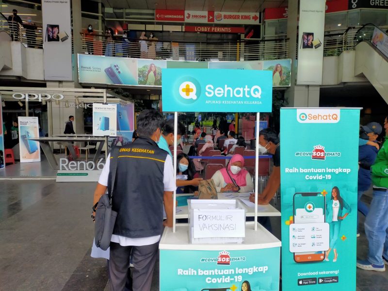 DINKES TANGERANG KOTA KEMBALI MENGADAKAN VAKSINASI GRATIS DIAREA TANGCITY MALL