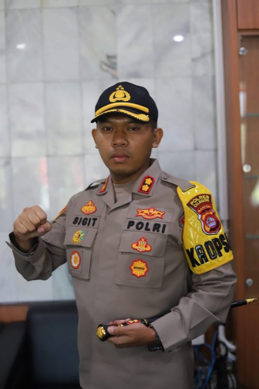 Kapolres Cigon meminta pada ajang merebutkan kursi Kades harus profesional, tidak politik uang