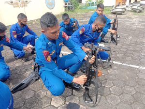Ditpolairud Polda Banten Gelar Pelatihan Pengecekan dan Perawatan Senjata Bagi Bintara dan Tamtama Remaja