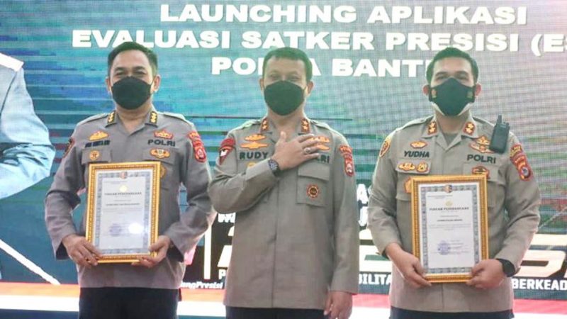 Raih Predikat Zona Hijau Dalam Kepatuhan Standar Pelayanan Publik, Polda Banten Dapat Penghargaan dari Ombudsman