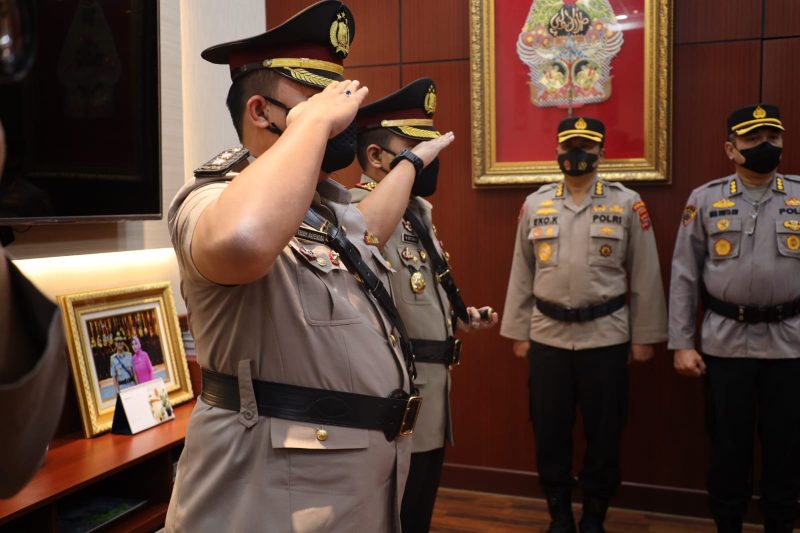 KAPOLDA BANTEN PIMPIN SERTIJAB POLRES LEBAK