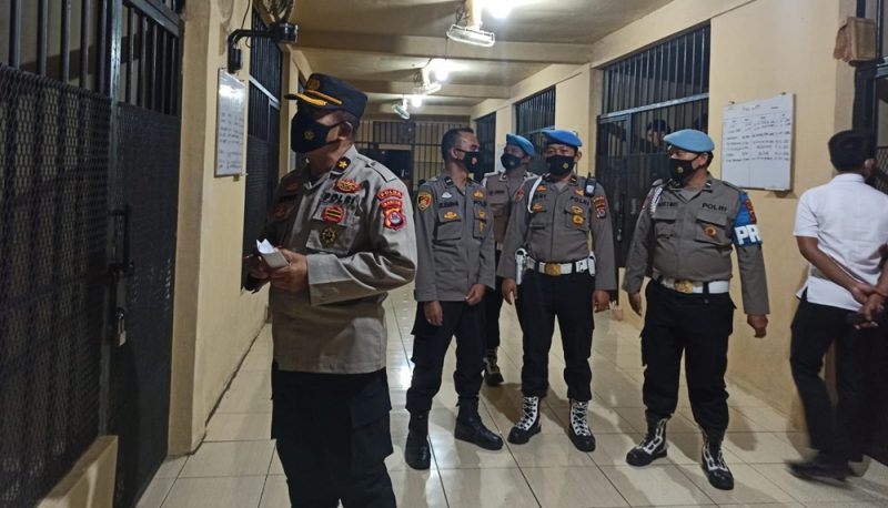 Bersama Piket Pamenwas, Bidpropam Polda Banten Cek Rumah Tahanan