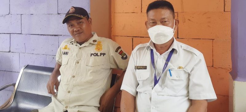 Warung aspuri telah di bongkar sendiri, sebelum di bongkar Trantib Kecamatan Mauk, Legowo.