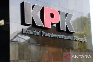 KPK tidak merinci siapa tiga pihak lainnya yang turut dicegah ke luar negeri tersebut