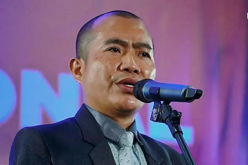 Menurut Chandra, pemerintah seharusnya tak perlu mencabut izin lembaga keagamaan atau kemanusiaan