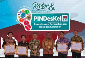 Bupati Tangerang A. Zaki Iskandar memimpin rombongan APKASI untuk mengikuti Rapat Dengar Pendapat Umum (RDPU) dengan Komisi IX DPR RI.