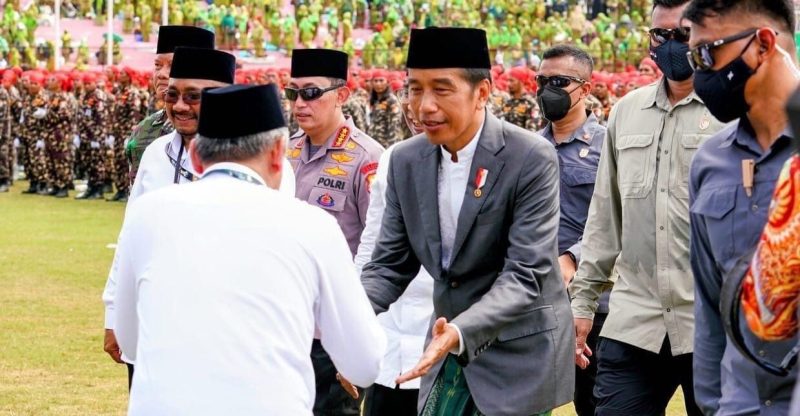 Jutaan umat yang menunggu puncaknya 100 tahun NU di Sudiarjo, pukul 00.00 Wib dini hari.