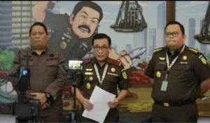Kejati Banten akan tangkap dari pengadaan sampai prantara tanah SMKN 13 dan SMAN 2, hasil hitungan 15 Milyar kerugian Negara.