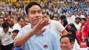 Ternyata banyak jokowi melanggar aturan, baik itu berdemokrasi juga di terjang, asal keluarganya menjadi presiden.