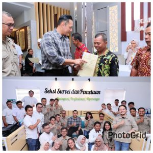 Ia menyempatkan diri menyapa seluruh pegawai yang tengah mengerjakan Pelayanan Tanah Akhir.