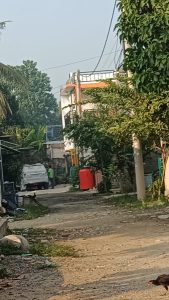 Apakah yang mendapatkan bantuan orang dekat atau orang kaya?