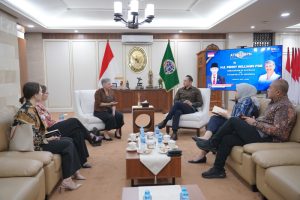 Raja Juli Antoni beserta seluruh jajaran Pejabat Pimpinan Tinggi Madya dan Pratama di lingkungan Kementerian ATR/BPN.