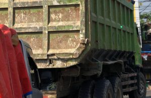 Pol.PP, Kecamatan dan Dishub matanya ditutup uang koordinasi, mobil truk pagi hari dan sekolah mulai keluar lagi.