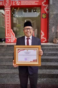 Dukung Percepatan Sertipikasi Tanah di Pulau Nusakambangan, Kementerian ATR/BPN Terima Penghargaan dari Kementerian Hukum dan HAM