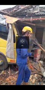 Warga minta pada aparat amankan mobil truk