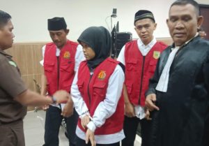 Yusup melakukan pencurian emas dirumah majikanya seharga 2m buat.