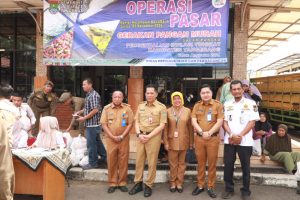 Pemkab Gelar Operasi Pasar Gerakan Pangan Murah.