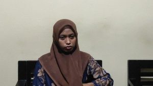 Para guru SD juga minta pada hakim agar Aida Pol. FW di hukum.