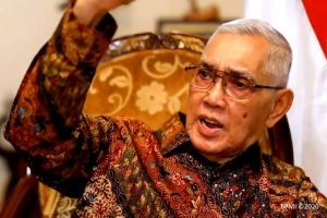 Munculnya protes dari matan jenderal TNI dan Polri agar ini di kaji.