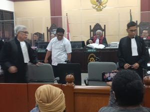 TANAH SERTIPIKAT ATAS NAMA ORANG LAIN, SURAT PENGUASAAN FISIK DIKELUARKAN DESA Ke PT. MBM