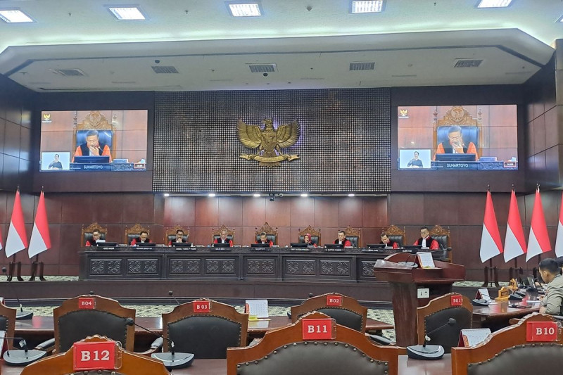 BKN MENGUSULKAN PETIKAN PERBEDAAN PNS DAN PPPK TIDAK SESUAI UUD.