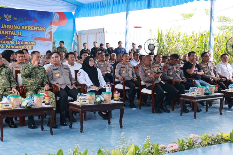 Untuk menjaga kesinambungan produksi distribusi dan pemanfaatan hasil pangan.