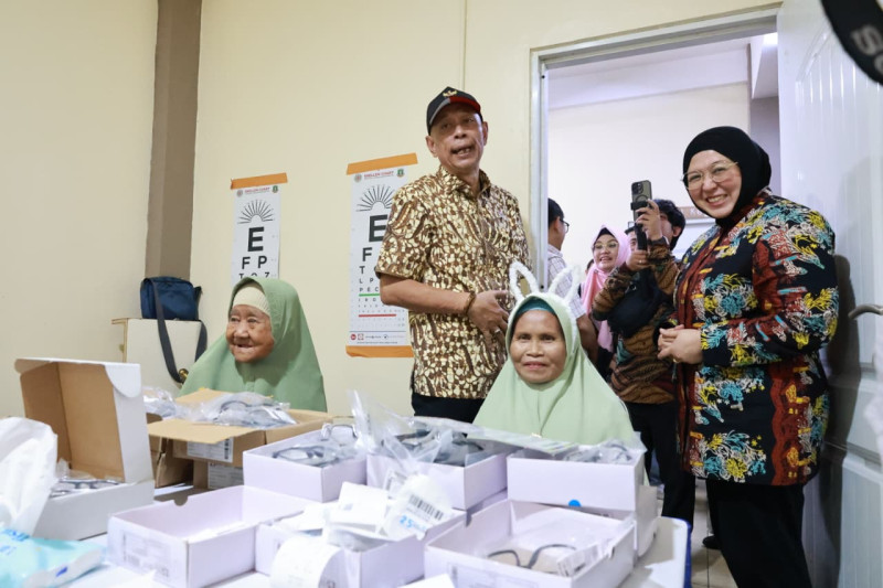 Untuk mendukung aktivitas sehari-hari termasuk meningkatkan produktivitas dan memperkuat ketahanan keluarga.