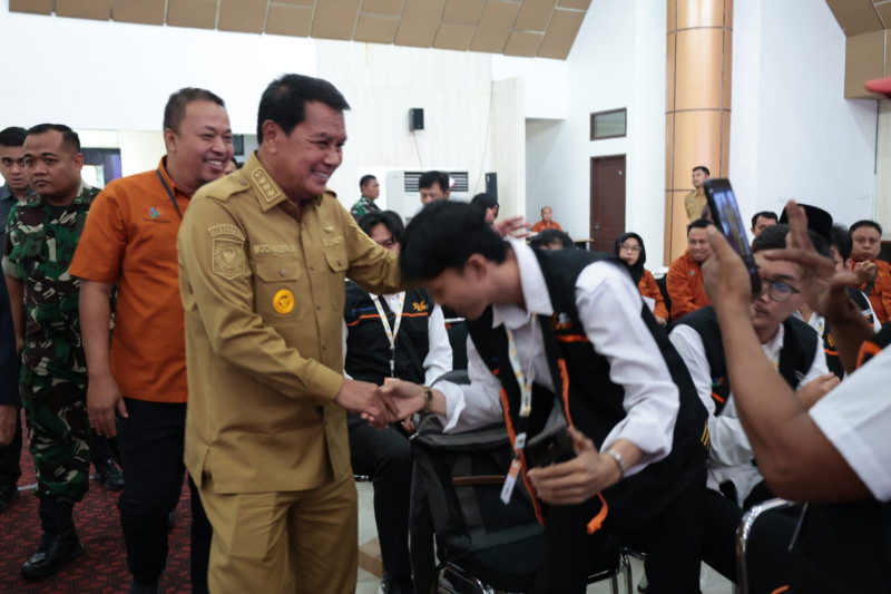 Untuk menerima petugas sensus dengan baik dan memberikan dukungan selama proses pendataan berlangsung.